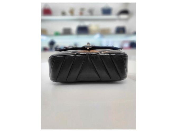 Chanel Borsa a tracolla e crossbody classica in caviar chevron Nero - vista 7