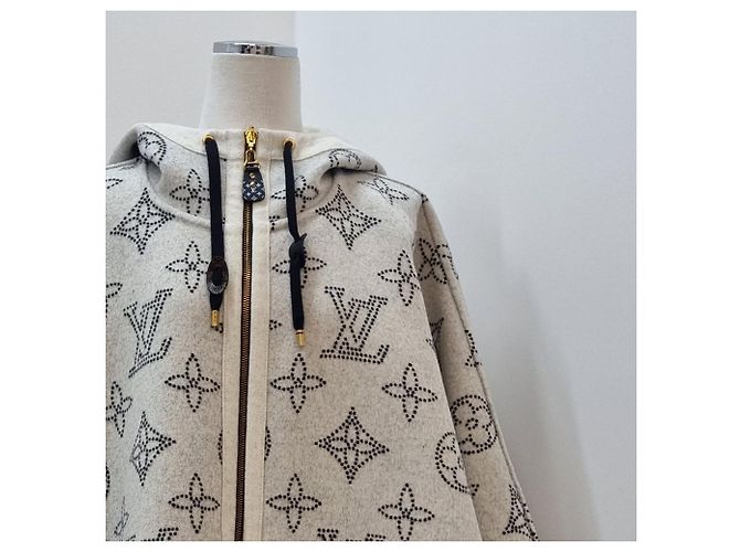 Louis Vuitton Capa con Capucha de Lana Reversible Multicolor - vista 3