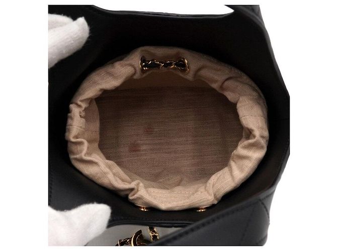 Chanel Piccola borsa tote in pelle di vitello nera con logo CC dorato Nero - vista 6