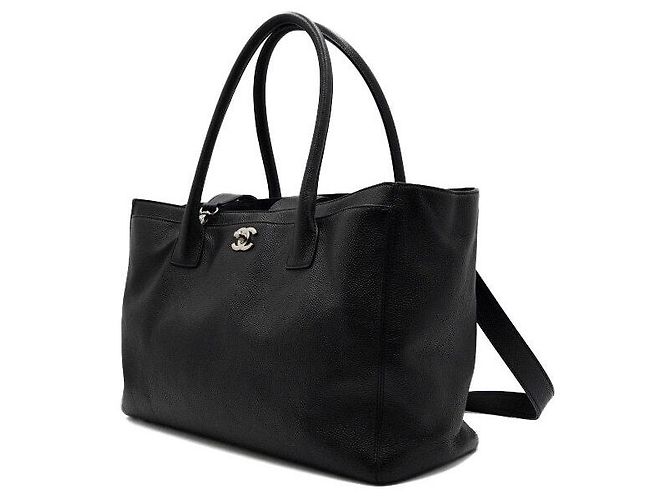 Chanel Borsa Tote Surf in pelle di vitello nera con CC argento, borsa a tracolla Nero - vista 2
