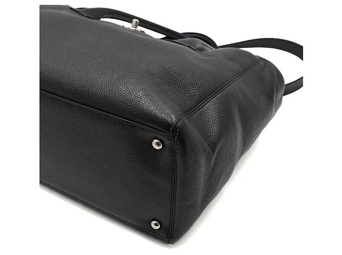 Chanel Borsa Tote Surf in pelle di vitello nera con CC argento, borsa a tracolla Nero - vista 9