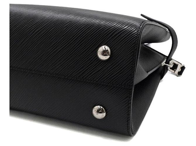 Louis Vuitton Borsa Tote Twist e Borsa a Spalla Nero - vista 7
