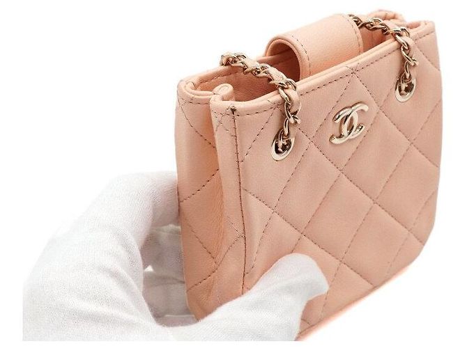 Chanel Mini borsa a tracolla in agnello con catena in oro champagne D'oro - vista 8
