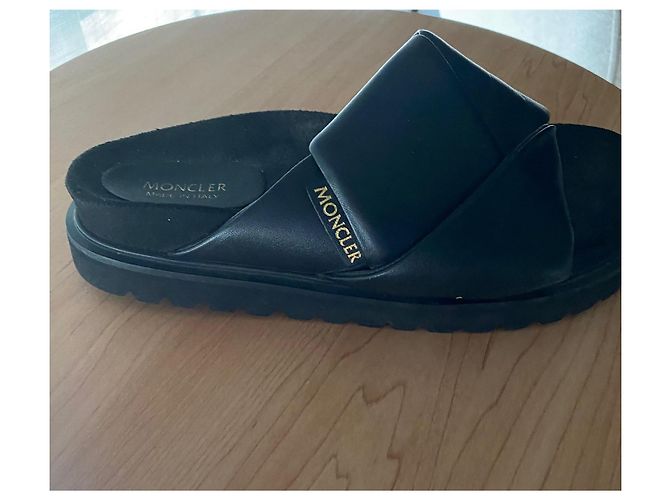 Moncler Leder-Sandalen Schwarz - Ansicht 3