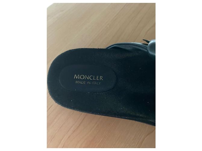 Moncler Leder-Sandalen Schwarz - Ansicht 4