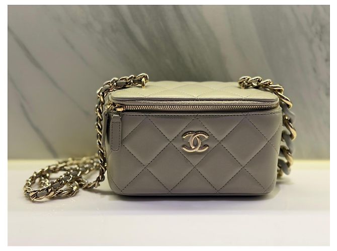 Chanel Borsa Vanity Small in Agnello Grigio - vista 3