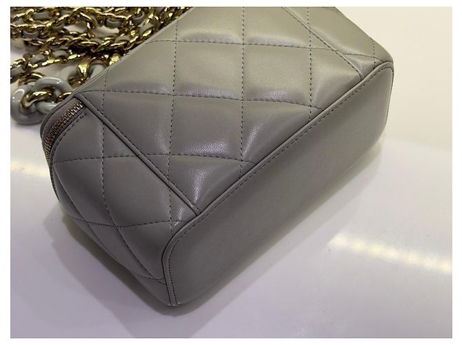 Chanel Borsa Vanity Small in Agnello Grigio - vista 7