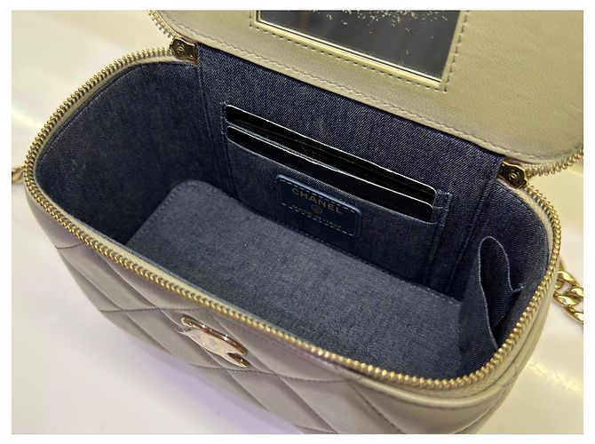 Chanel Borsa Vanity Small in Agnello Grigio - vista 9