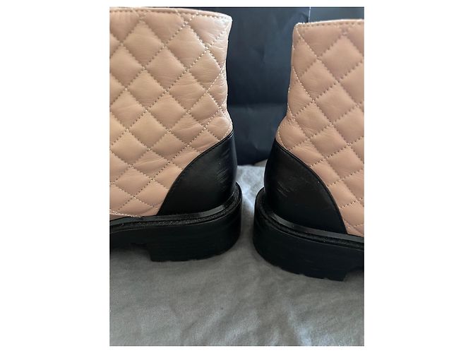 Chanel Stivaletti combat in pelle trapuntata Beige e Nero - vista 4