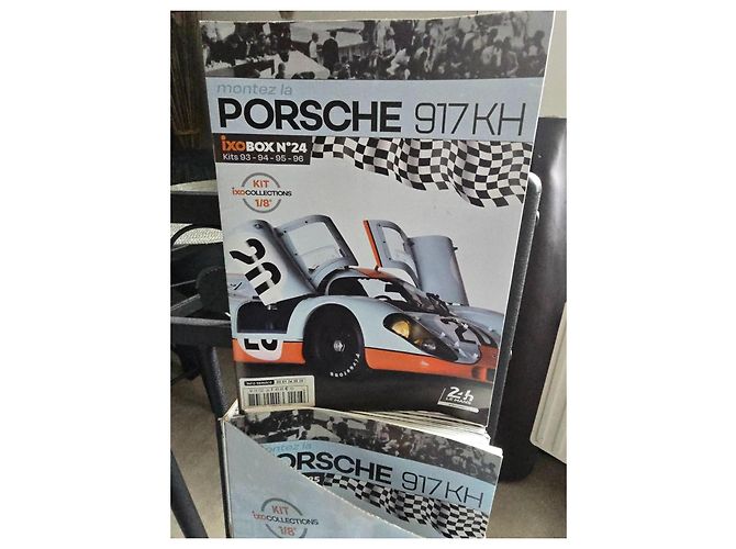 Autre Marque Porsche 917KH Gulf-Porsche Modellauto 1/8 Schwarz Weiß Blau Orange - Ansicht 14