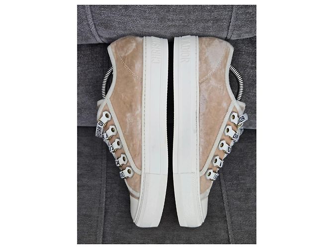 Christian Dior J'Adior Tênis Veludo Bege - vista 5