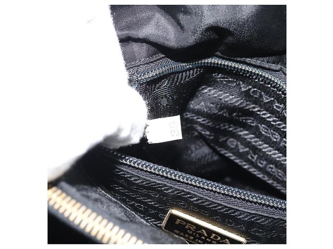 Borsa a Spalla con Catena PRADA Nylon Nero Oro Auth 190360A D'oro - vista 12
