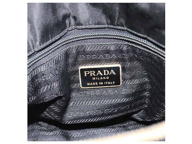 Borsa a Spalla con Catena PRADA Nylon Nero Oro Auth 190360A D'oro - vista 19