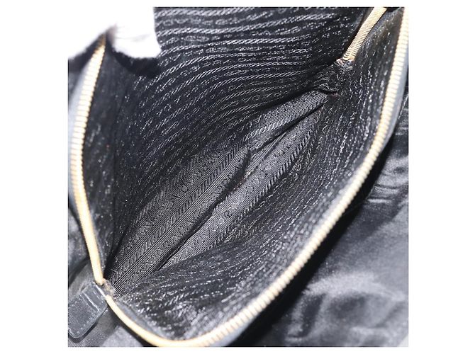 Borsa a Spalla con Catena PRADA Nylon Nero Oro Auth 190360A D'oro - vista 24
