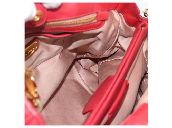 Borsa Miu Miu Matelasse in Pelle 2way Rosso Oro Auth 192905V D'oro - vista 21