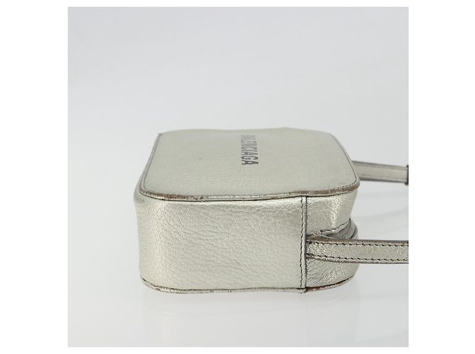 BALENCIAGA Borsa Camera XS Every Day Bag Pelle Argento 552372 Auth bs36305 - vista 3
