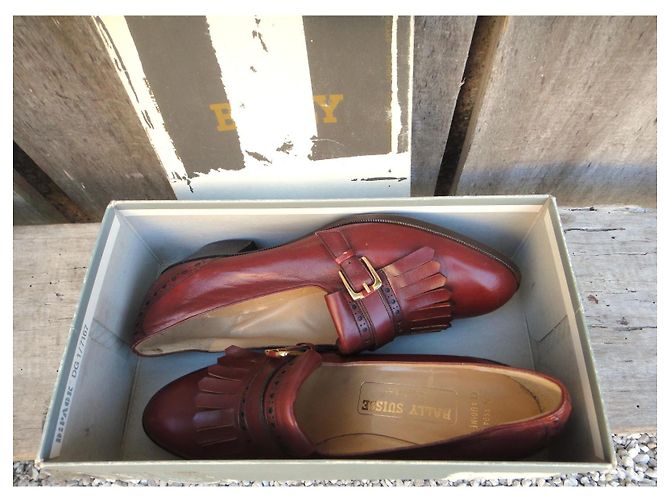 Bally Zapatos de cuero marrón con flecos y hebilla para mujer Castaño - vista 8