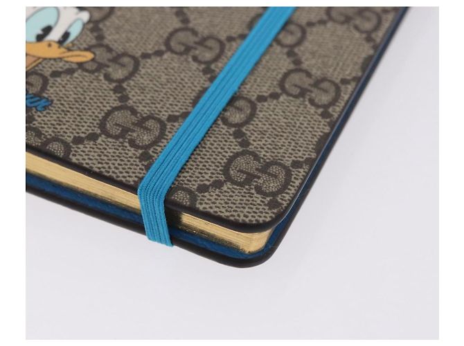 GUCCI GG Supreme Disney Donald Duck Note Book Leather Beige Blue Auth SW2662M Bleu - vue 14