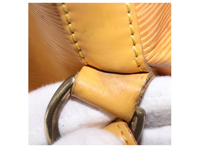 Borsa a Spalla LOUIS VUITTON Epi Petit Noe Giallo M44109 LV Auth 192667 - vista 12