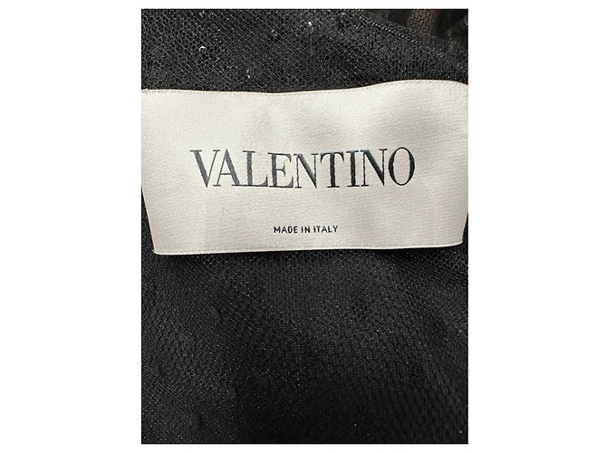 Valentino Abendkleid aus schwarzer Spitze und Seide Drapierung Größe 6 Gebraucht - Ansicht 3
