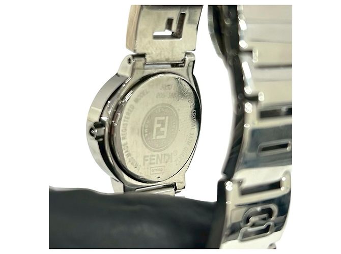 Fendi 3050L Logo Quarzuhr aus Edelstahl - Ansicht 6