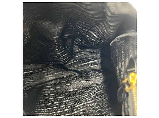 Borsa a spalla semi Prada Nylon Tessuto e pelle con smalto Nero - vista 9