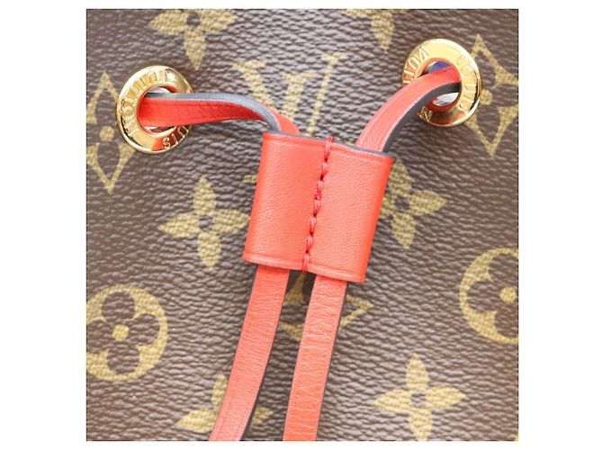 Néonoé Borsa a Spalla Louis Vuitton Coquelicot Red NeoNoe MM Rosso - vista 8