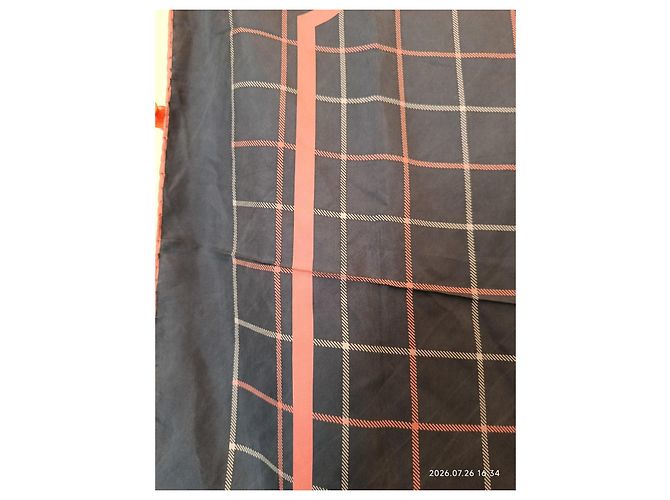 Burberry Seidenschal mit Karomuster Pink Dunkelblau - Ansicht 10