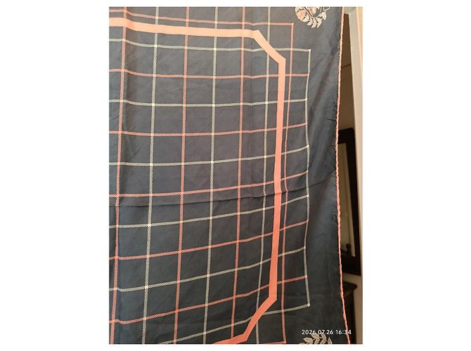 Burberry Seidenschal mit Karomuster Pink Dunkelblau - Ansicht 15