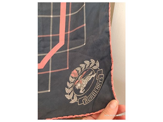 Burberry Seidenschal mit Karomuster Pink Dunkelblau - Ansicht 17