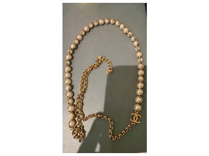 Timeless Chanel 24S Faux Pearl CC Station Halskette Weiß Golden - Ansicht 5