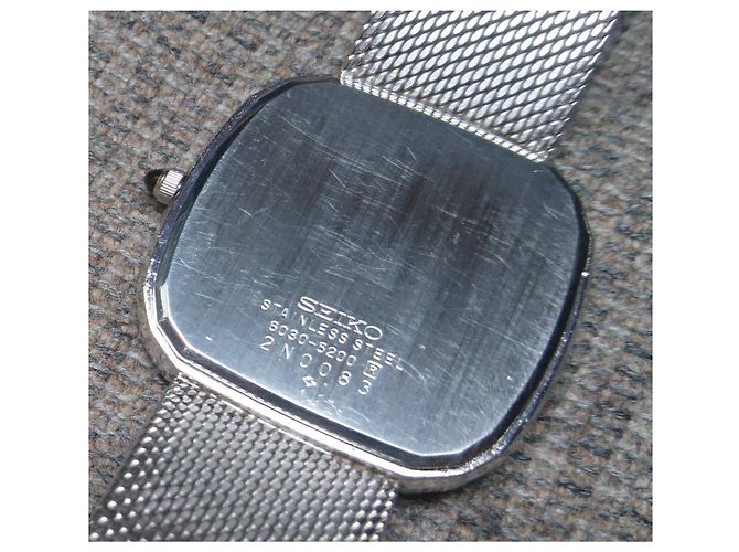 Seiko Dolce quartz watch ref. 6030-5200 Silvery Metallic - view 4