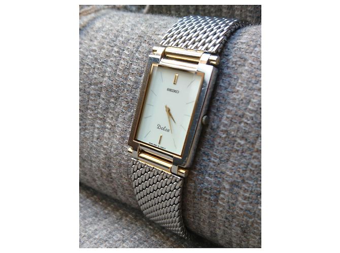 Relógio de quartzo Seiko Dolce ref. 2N20-5010 Branco Dourado - vista 13