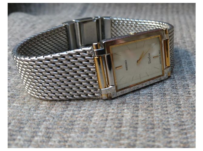 Relógio de quartzo Seiko Dolce ref. 2N20-5010 Branco Dourado - vista 14