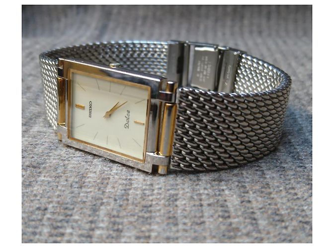 Relógio de quartzo Seiko Dolce ref. 2N20-5010 Branco Dourado - vista 9