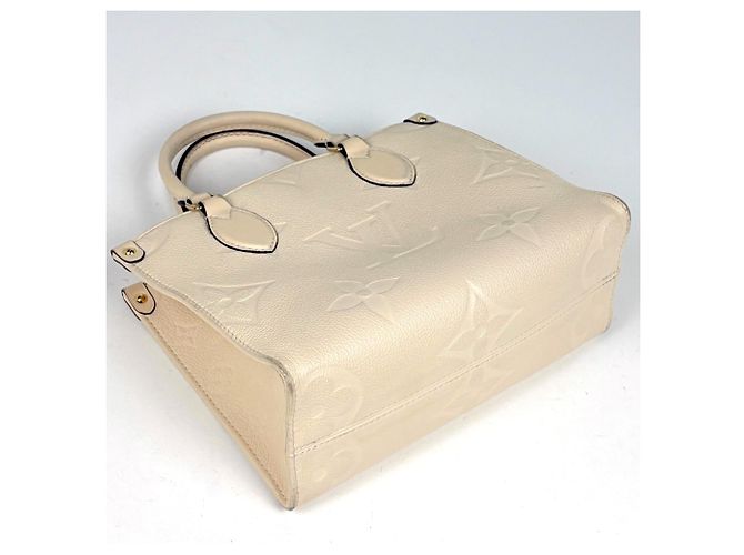 Borsa Louis Vuitton OnTheGo PM Crudo - vista 2