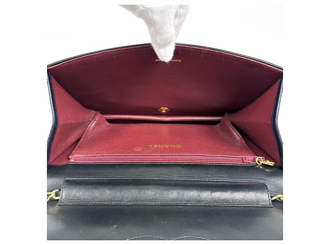 Borsa a tracolla Chanel Matelassé in pelle nera Nero - vista 8