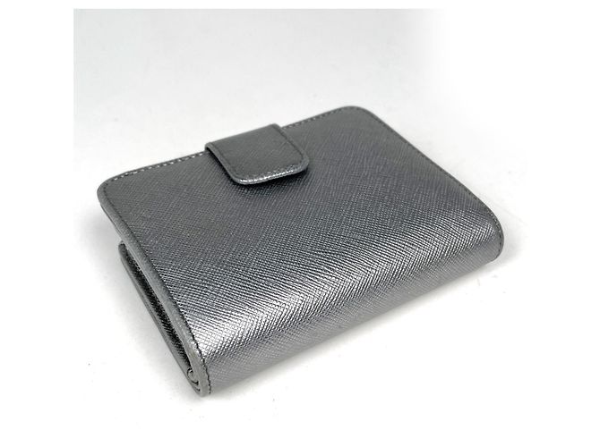 Cartera de doble pliegue en cuero Saffiano plateado Prada Plata - vista 2