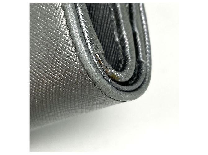 Cartera de doble pliegue en cuero Saffiano plateado Prada Plata - vista 3