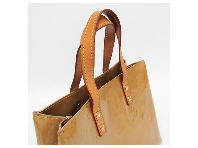 Louis Vuitton Monogram Vernis Reade PM Handtasche Haselnuss - Ansicht 10