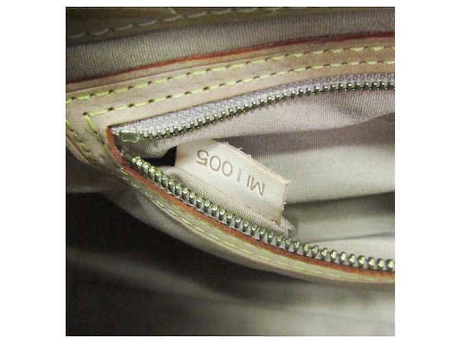 Louis Vuitton Monogram Vernis Reade PM Handtasche Haselnuss - Ansicht 14