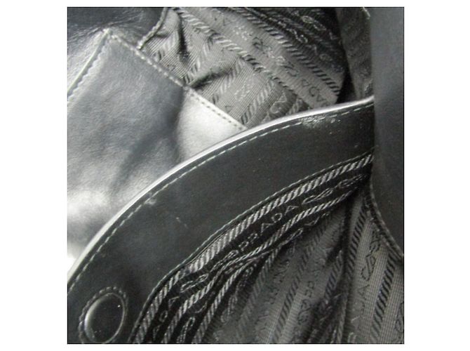 Prada Concept 1BA183 Schultertasche aus Leder und Nylon für Damen Schwarz - Ansicht 15