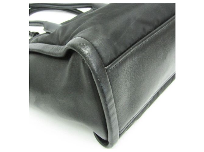 Prada Concept 1BA183 Schultertasche aus Leder und Nylon für Damen Schwarz - Ansicht 6