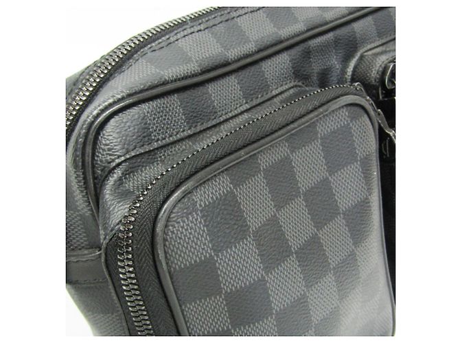 Borsa Messenger Utility Louis Vuitton Damier Graphite Nero - vista 9