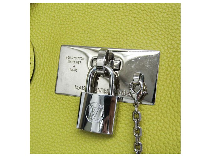 Borsa Louis Vuitton Mira PM M51446 Giallo - vista 10
