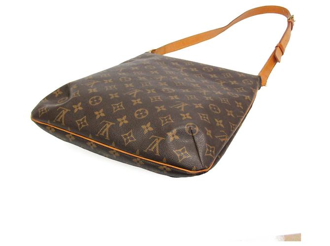 Borsa a Spalla Louis Vuitton Monogram Musette Marrone - vista 2