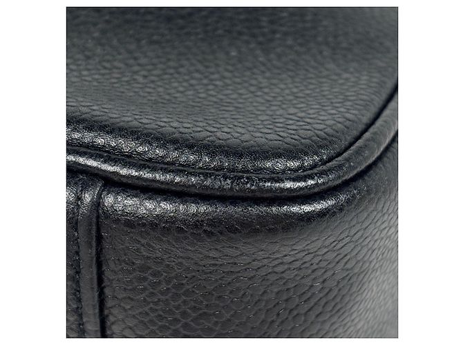 Vanity Beauty case in pelle di vitello martellata Chanel Nero - vista 3