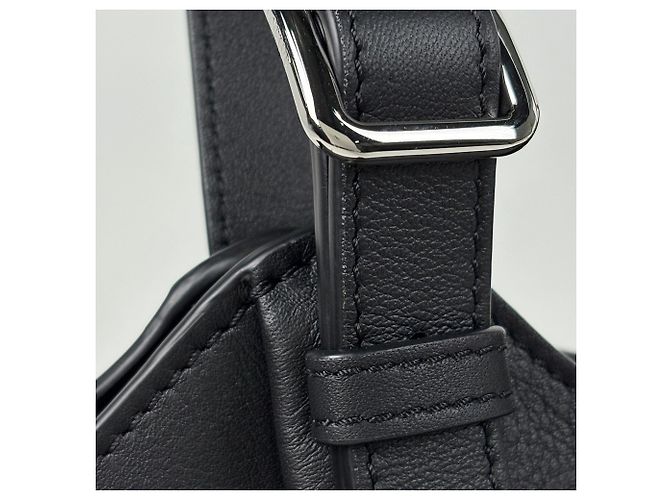 Loewe Hammock Flip Bag Schwarz - Ansicht 5