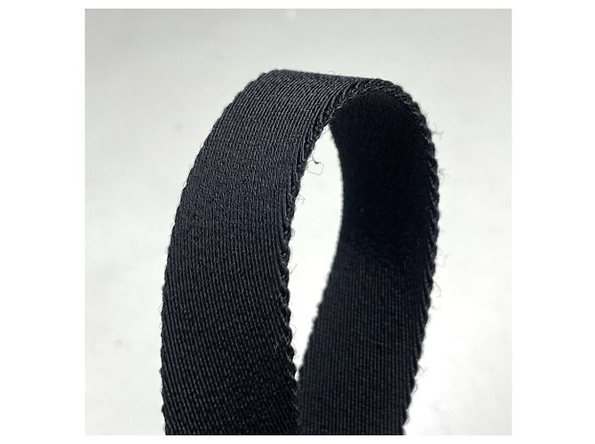Borsa a tracolla Gucci Edge Mini in pelle con effetto gomma GG Nero - vista 6
