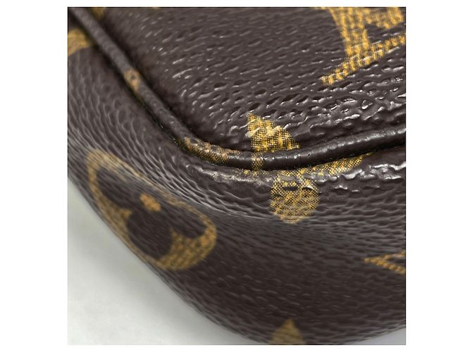 Louis Vuitton Monogram Pochette Accessoires Marrone - vista 3